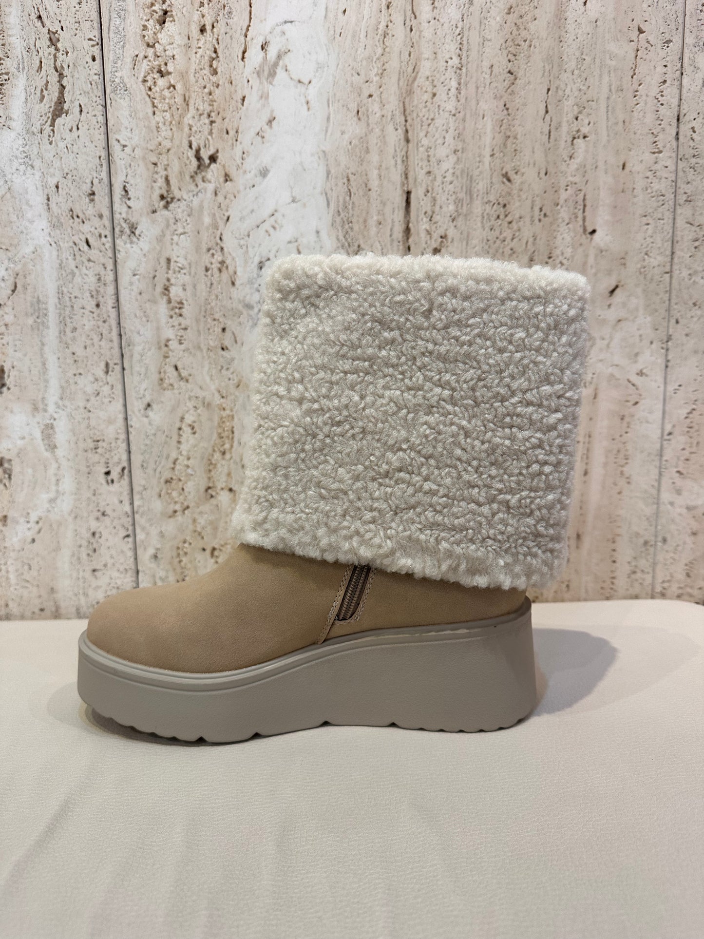 BOTA DANGELA PELO