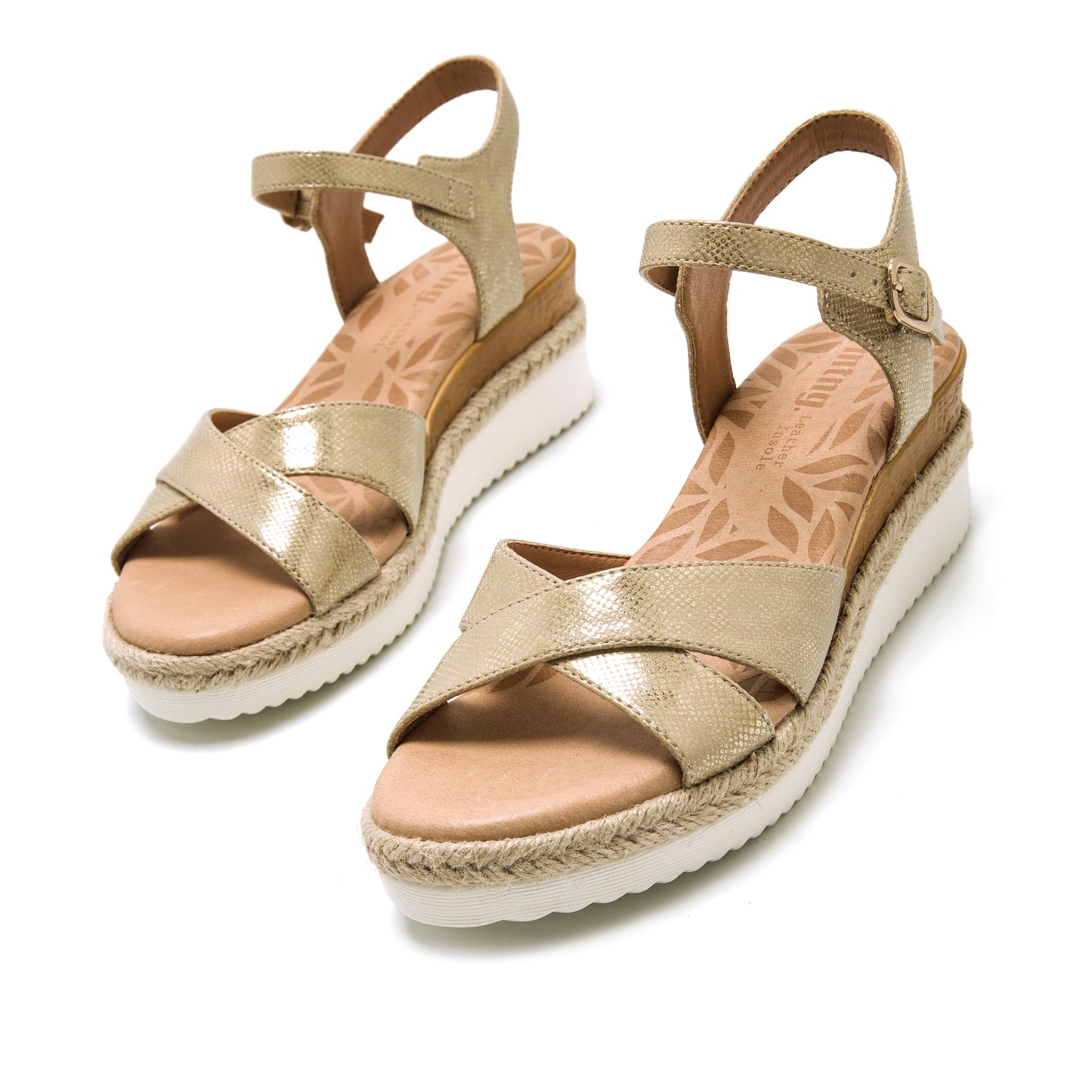 SANDALIA MUSTANG CUÑA 59916 ORO