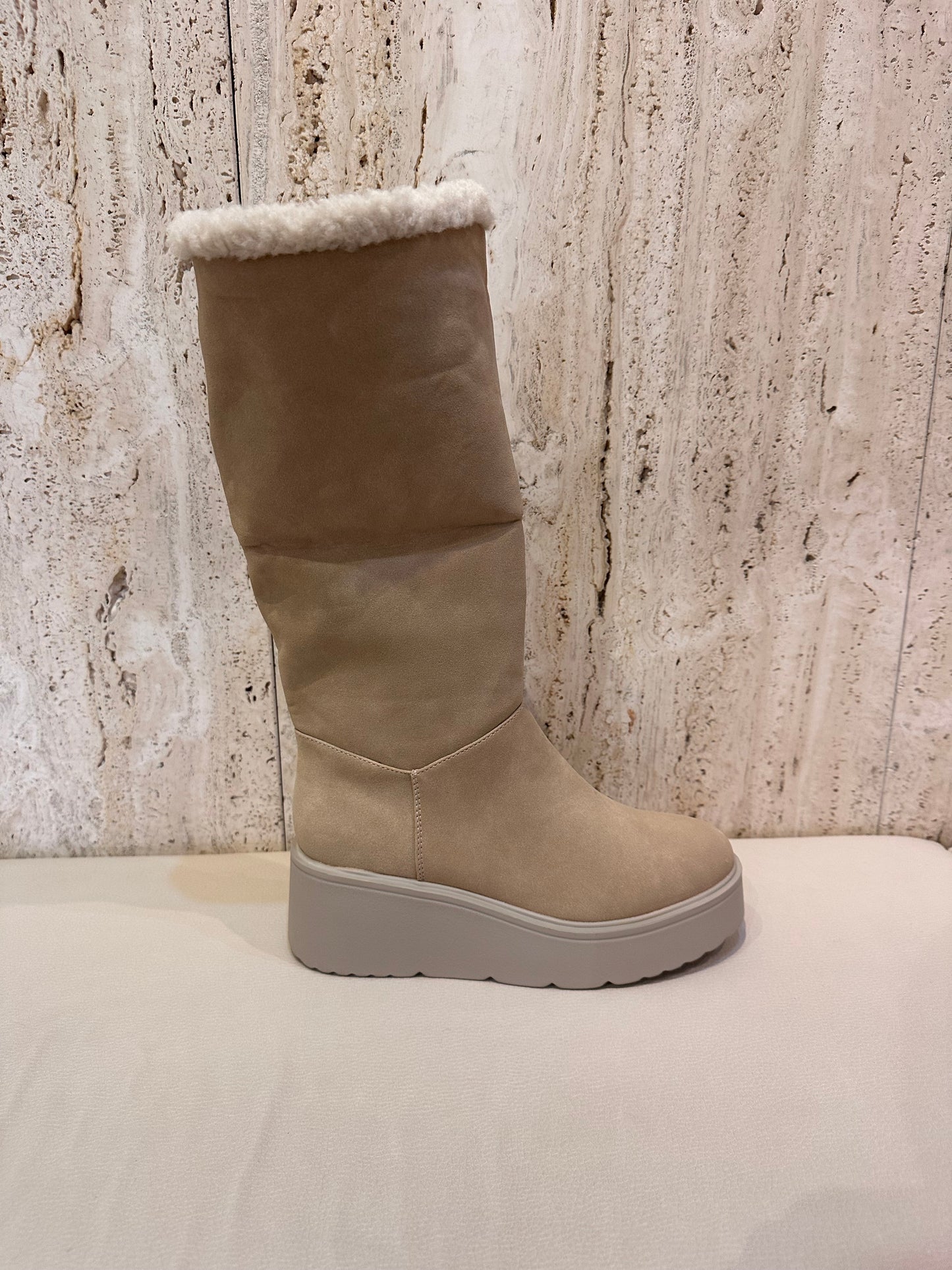 BOTA DANGELA PELO