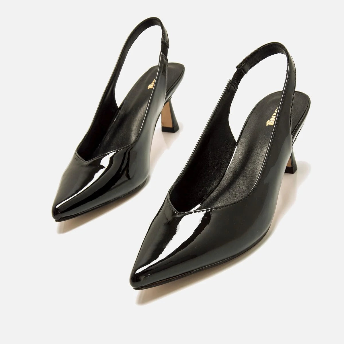 ZAPATO DESTALONADO TACÓN NEGRO CHAROL MUSTANG