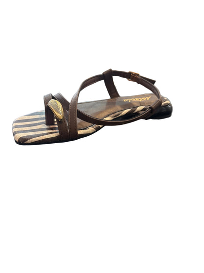 SANDALIA MARRON