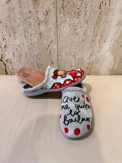 ZAPATILLA CASA BAILAO