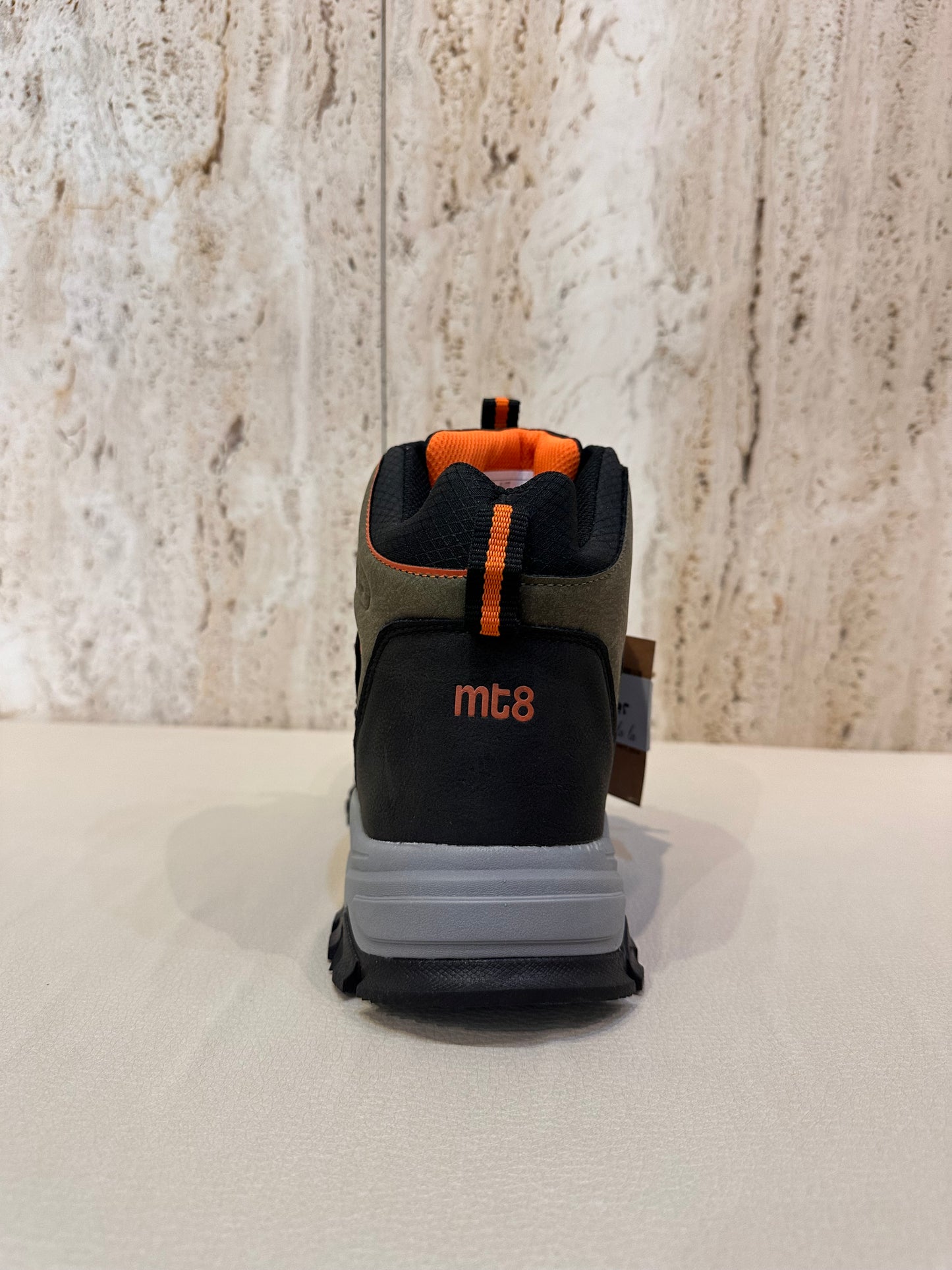 BOTA TREK SLOTT