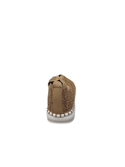 AMARPIES SLIP ON CAMEL