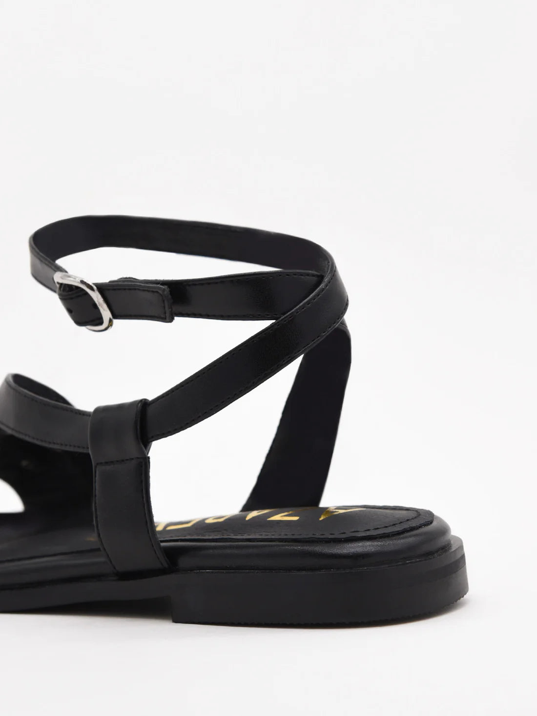 SANDALIAS PLANAS NEGRAS AZAREY