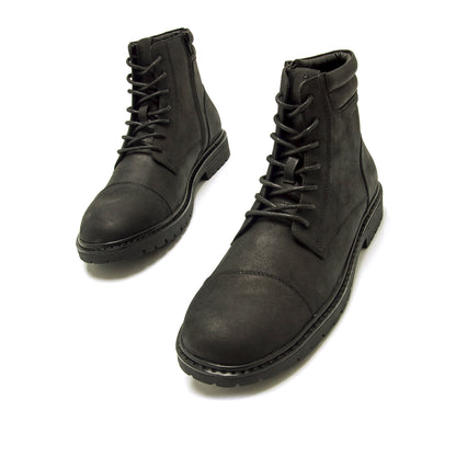 BOTA NEGRA MUSTANG CORDÓN DARIS