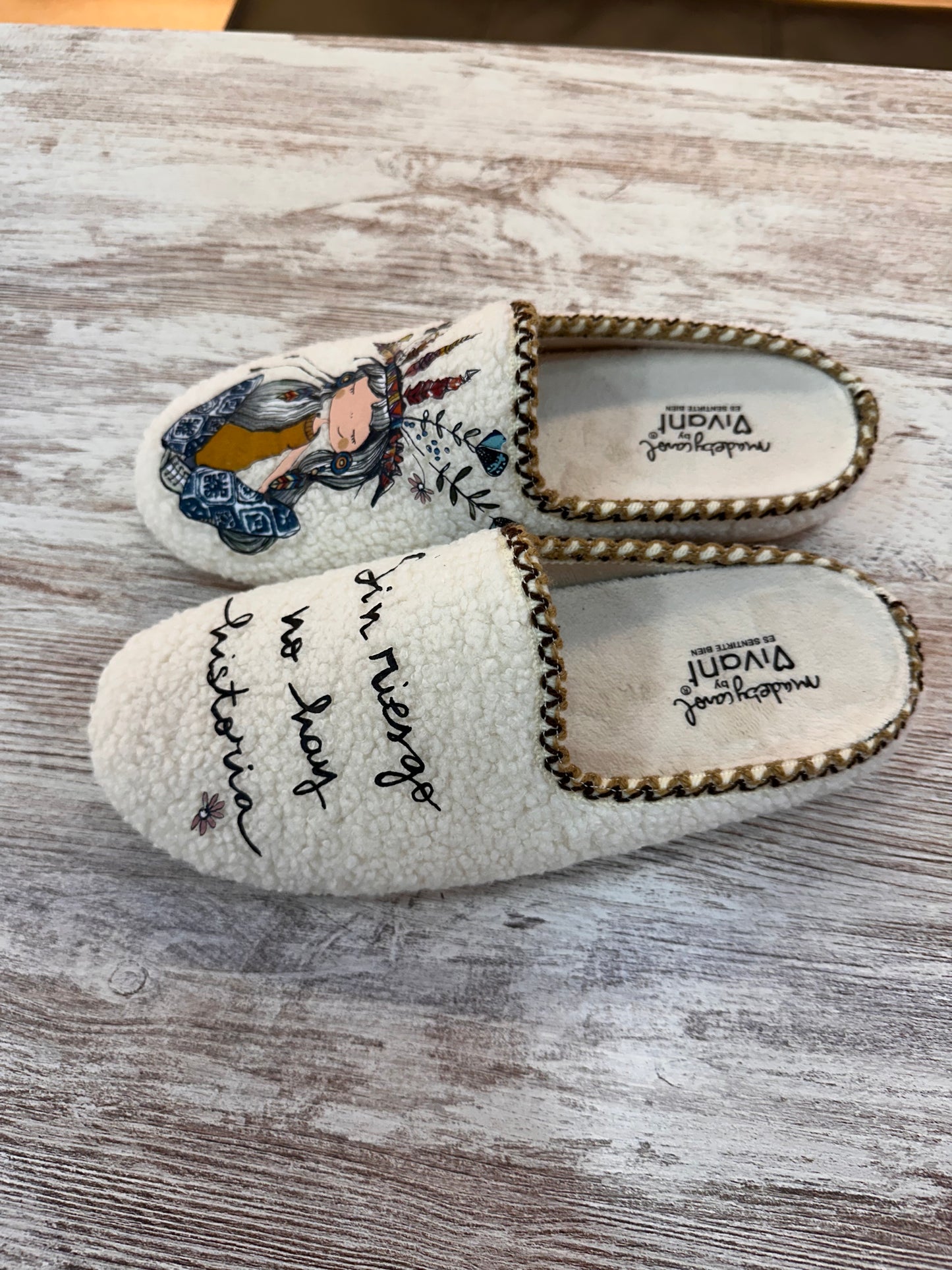 ZAPATILLA CASA VIVANT RIESGO