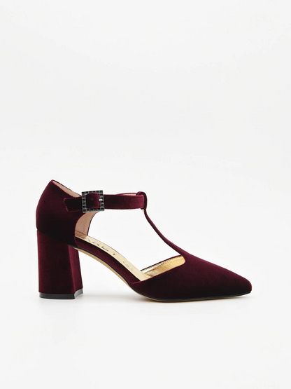 ZAPATOS DE TERCIOPELO BURDEOS AZAREY CON TIRA EN EL EMPEINE