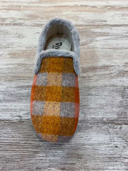 ZAPATILLA CERRADA CASA VIVANT