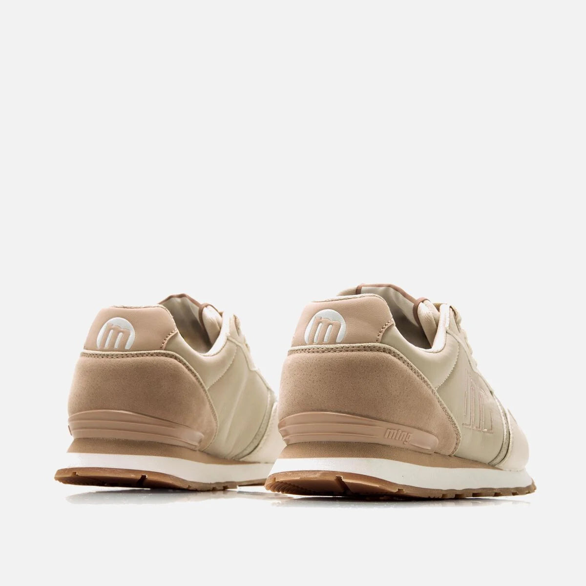 ZAPATILLA MUSTANG JOGGO CLASSIC HUESO 60441