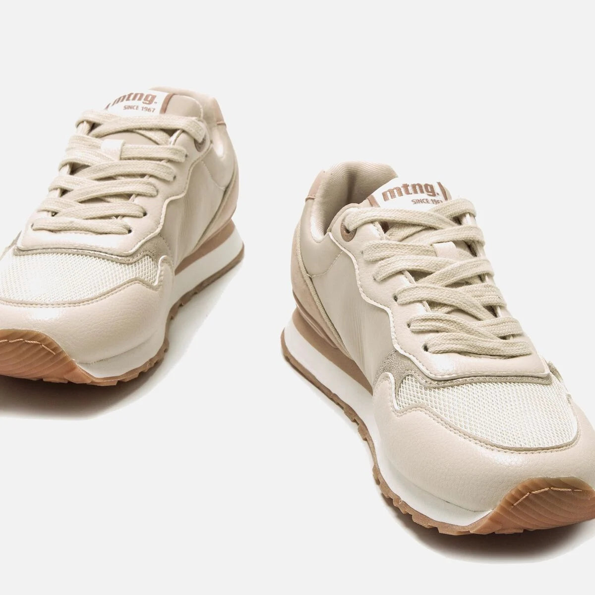 ZAPATILLA MUSTANG JOGGO CLASSIC HUESO 60441